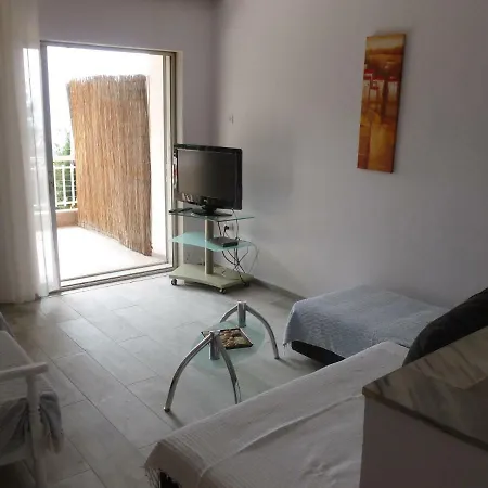 Luca Apartments PalaiónTsiflíkion Dış mekan fotoğraf