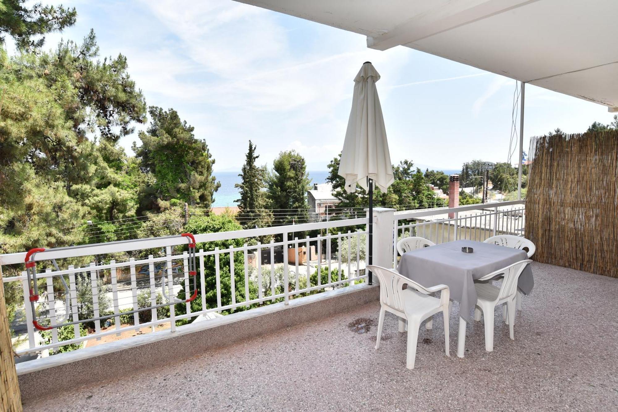 Apartment Luca Palaiontsiflikion