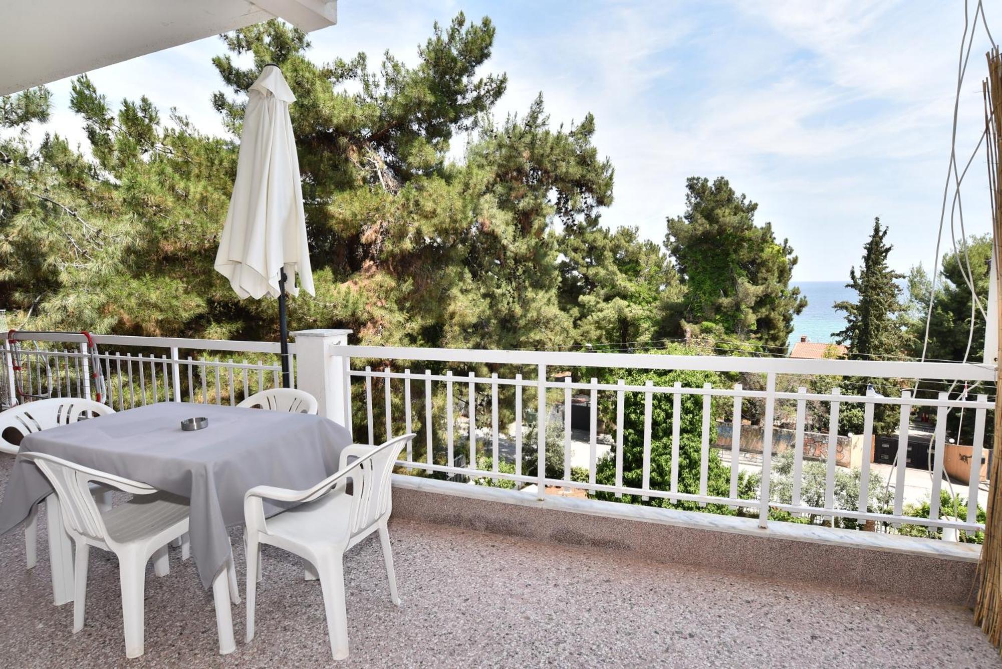 Luca Apartment Palaiontsiflikion